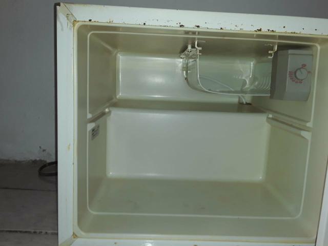 Vendo frigobar em boas condições - Foto 6