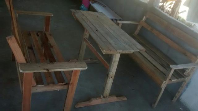 Bancos e mesa de palete - Foto 2