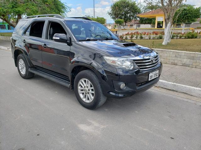 Hilux sw4 2015