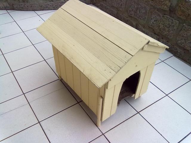 Casinha de madeira para cachorros pequenos e gatos - Foto 2