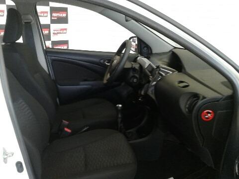 Toyota Etios Hatch X 1.3 Arthur Veiculos - Foto 6