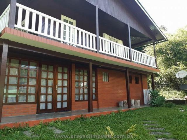 A742 Casa com 3 Quartos em Friburgo dentro de Condomínio - Foto 3