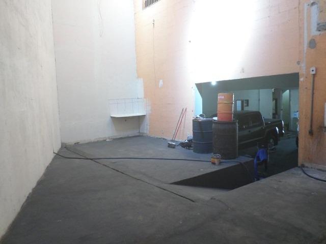 Barracão com espaço comercial e depósito - Foto 5