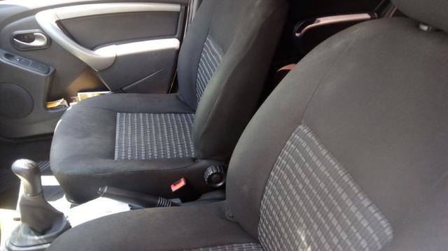 Sandero 2014 1.0 - Foto 6