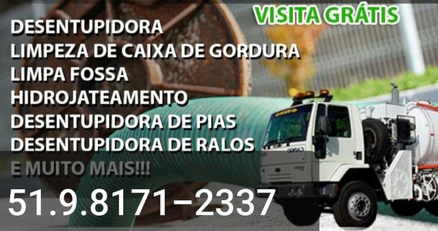 Caminhão Limpa Fossa e Hidrojateamento