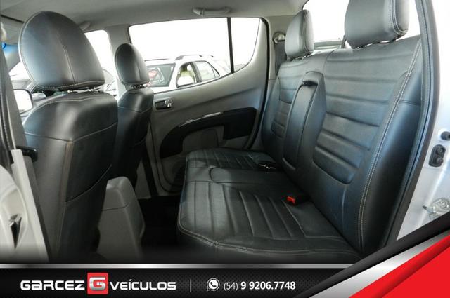 Mitsubishi L200 Triton HPE 3.2 Turbo Diesel 4X4 Manual Lacrada Revisada Procedência - Foto 6