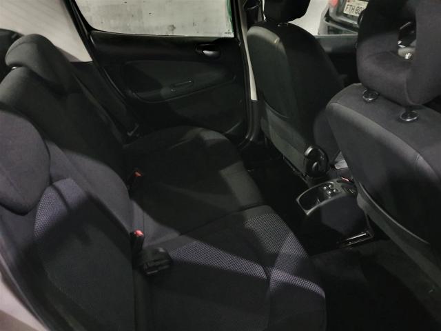 PEUGEOT 207 2010/2011 1.6 XS PASSION 16V FLEX 4P MANUAL - Foto 8