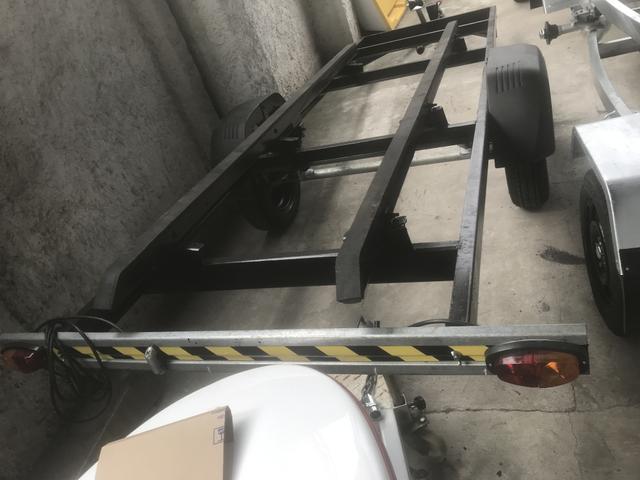 Carreta para barco 5metros - Foto 3