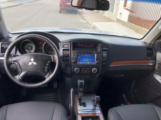 Pajero Full HPE 3.2 Diesel 7 lugares - Excelente Estado de Conservação - Ac Trocas - Foto 9