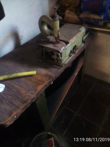 Máquina de chanfrar