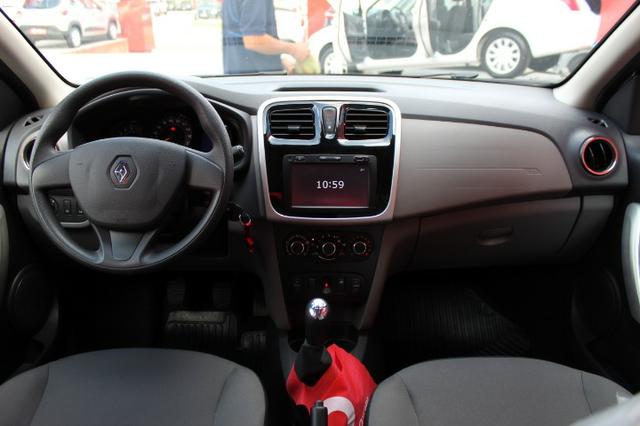 Renault Logan - Foto 2