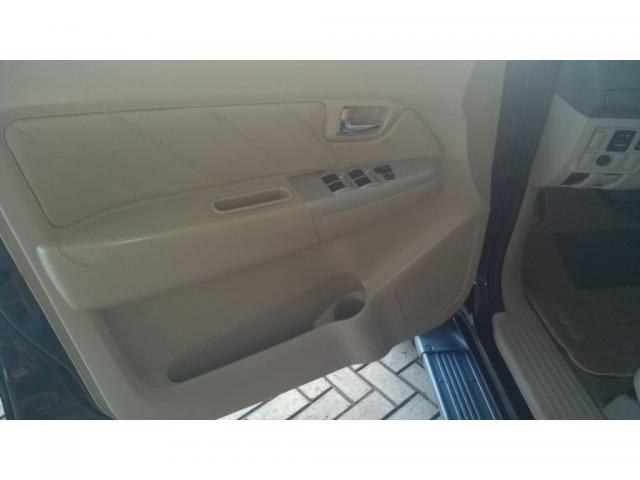 TOYOTA HILUX SW4 SRV D4-D 4X4 3.0 TDI DIES. AUT - Foto 10