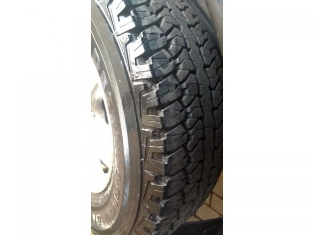 TOYOTA HILUX SW4 SRV D4-D 4X4 3.0 TDI DIES. AUT - Foto 13