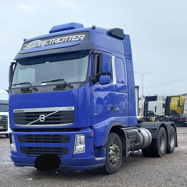 Volvo FH 440 6x2 - Foto 2