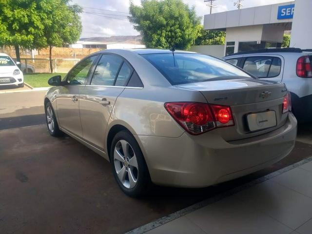 Cruze top bancos em couro