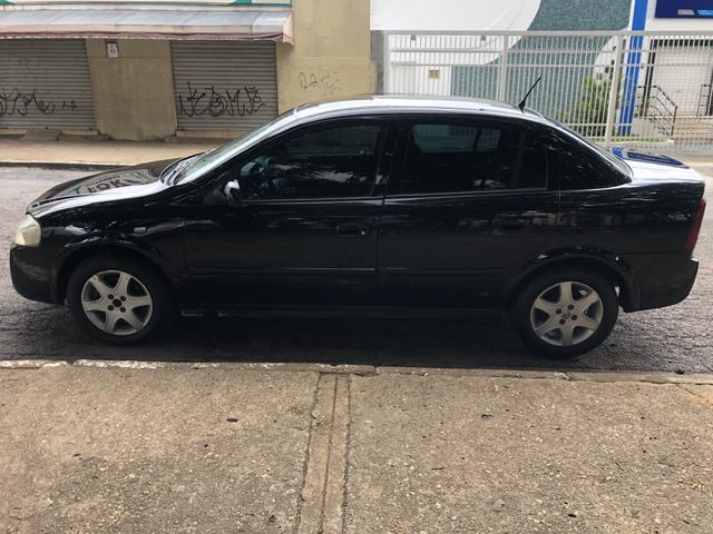 Astra Sedan 2010 - Foto 5