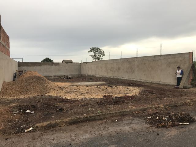 Lote 12 por 25, troco por carro - Foto 3