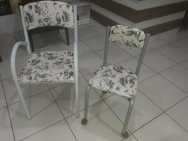 Vendo 2 cadeiras