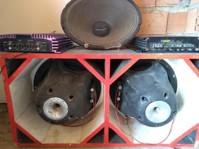 Vendo som automotivo Aceito cartão débito e crédito parcelo até 12x - Foto 2
