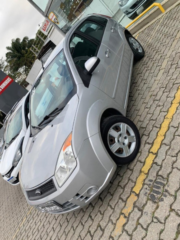 Ford Fiesta Class 1.6 2009 - Foto 2