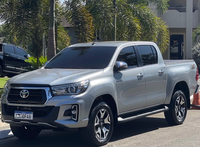 HILUX 2.8 SRX 2020  EDIÇÃO 50 ANOS , 11 MIL KM RODADOS