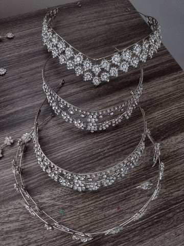 Tiaras para noivas, damas de honra e debutantes