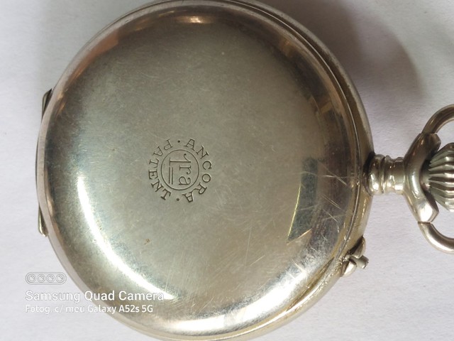 Relógio marca Roskoff patent aço porcelana 