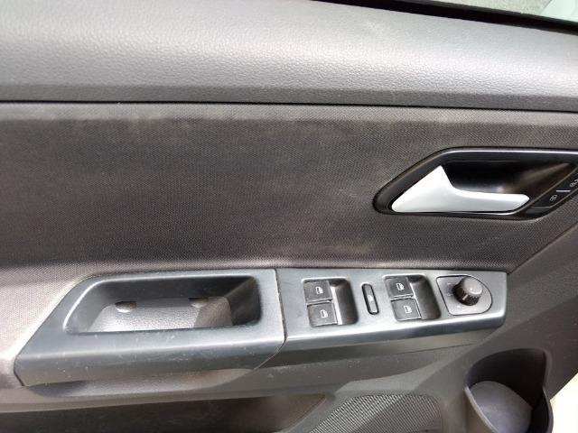 Volkswagen Voyage I Motion 1.6 Trend 2013 - Foto 9