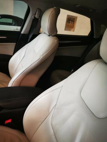 Ford/ Fusion Top de LInha - Ano 2015/2015 - Unico dono - Branco com interior caramelo - Foto 5