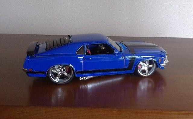 Mustang Boss 302 1970 Maisto Pro Rodz 1/24