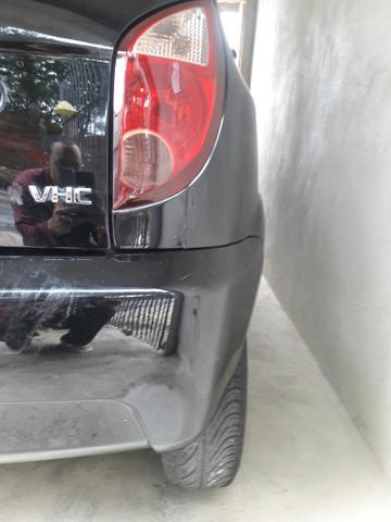 Vendo um celta Preto cegundo dono novinho bem conservado quilometragem 124 - Foto 9