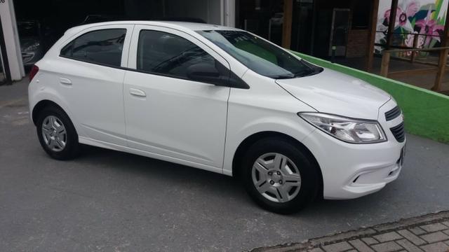 Onix joy 2017 1.0 completo branco abaixo da fipe para pagamento avista ' - Foto 4