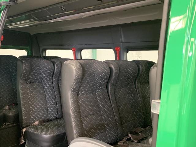 Renault Master 2.3 DCI Minibus Executiva 16L L3H2 3P 2017/2018 - Foto 16