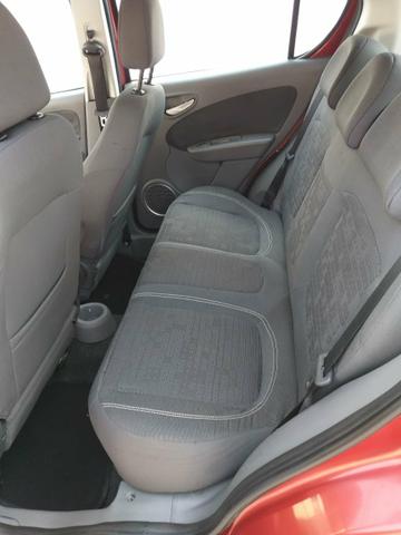 Fiat Palio 1.4 Atractive 2013/14 - Foto 11