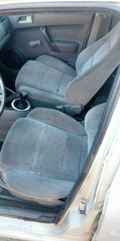 Vende-se um gol G3 Ap 1.6 precisando de retifica - Foto 4