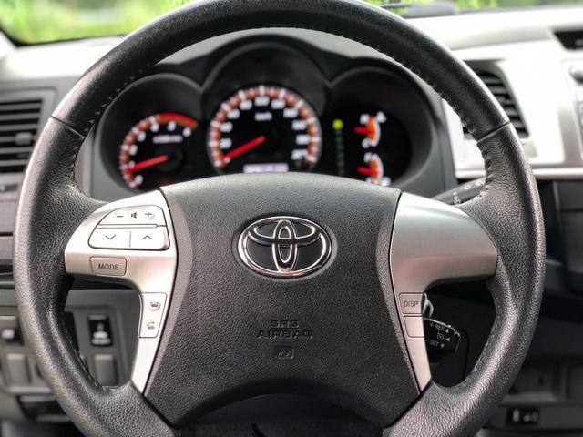 TOYOTA HILUX 3.0 SRV DIESEL 4x4 zerada!! - Foto 14