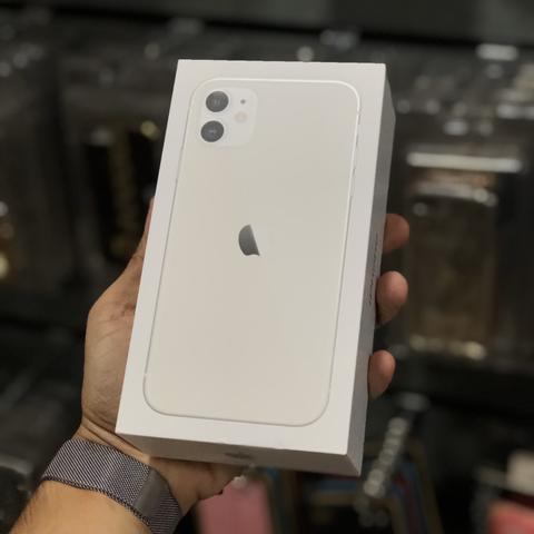 IPhone 11 64gb (12x no cartão; aceitamos seu aparelho como entrada) - Foto 3