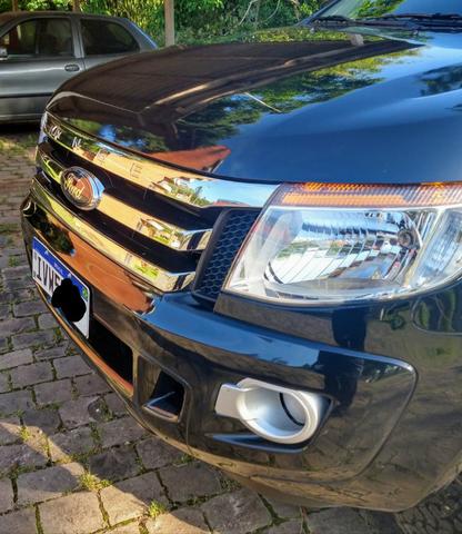 Ranger xlt 4x4 3.2 diesel cambio manual 64 mil km - Foto 7