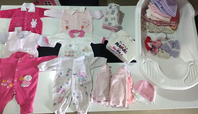 Lote bebê tam p (aceito cartão ? ENTREGO com TX)52 PEÇAS+ banheira nova