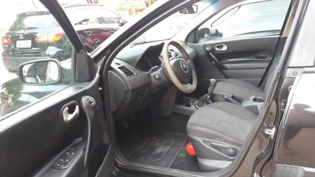 RENAULT MEGANE 1.6 SEDAN EXPRESSION 16V FLEX 4P MANUAL - Foto 8