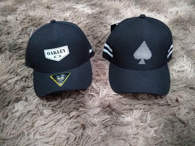 Bonés primeira linha. 30$ avista vindo buscar. - Foto 6