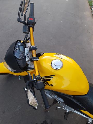 Vendo Moto Honda CB 300R 2012 bem conservada por apenas R$ 6.000,00 - Foto 4