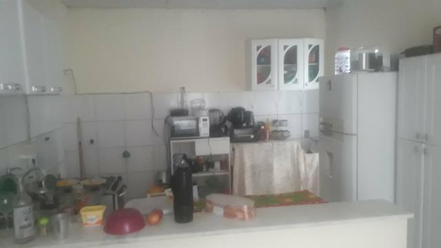 Vendo uma casa em Itacaranha bem arejada com ótima localização - Foto 6