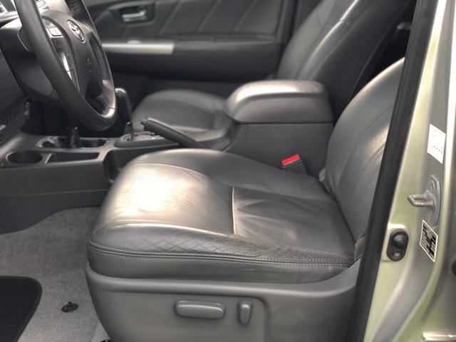 TOYOTA HILUX 3.0 SRV DIESEL 4x4 zerada!! - Foto 9