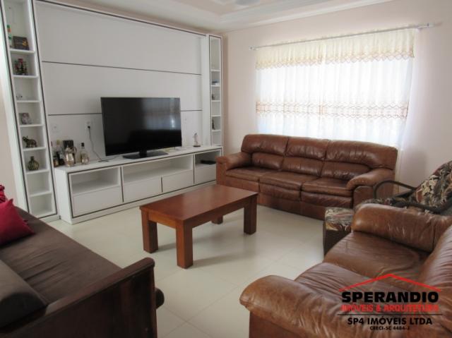 Sobrado c/ 250m², próximo ao calçadão Beira mar - Foto 2