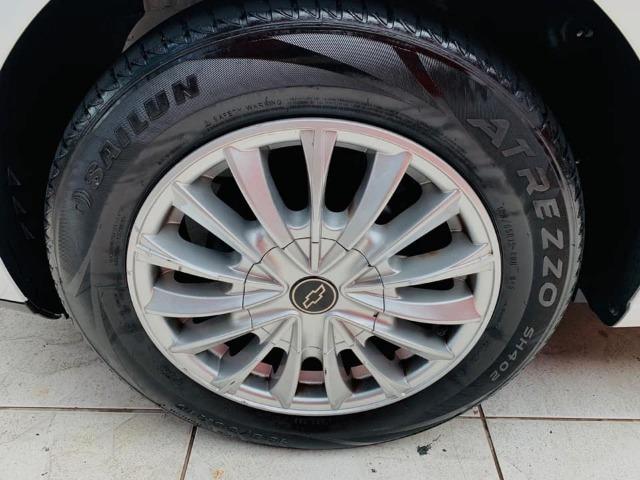 Onix 2013 lt 1.0 flex completo + kit multimídia, carro impecável !!! - Foto 8