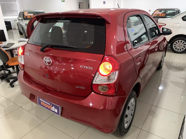 TOYOTTA Etios Hatch XS 1.5 manual - Foto 5