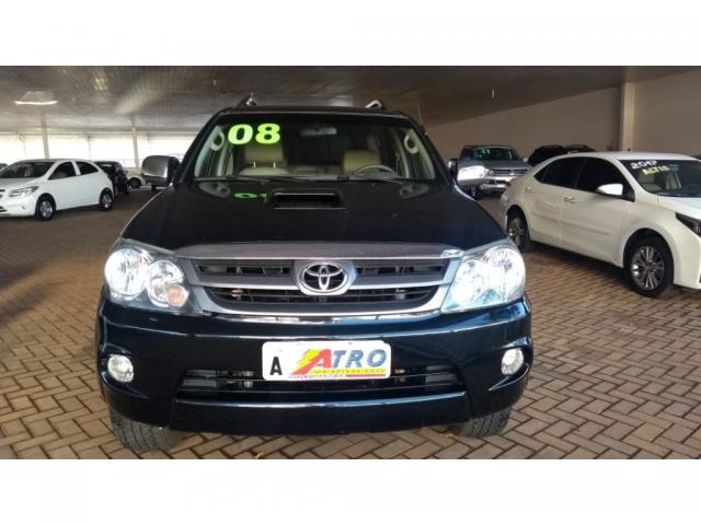 TOYOTA HILUX SW4 SRV D4-D 4X4 3.0 TDI DIES. AUT