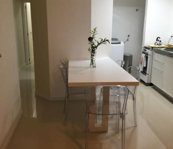 Apartamento 02 Quartos _ ar condicionado _ Meia praia - Foto 7