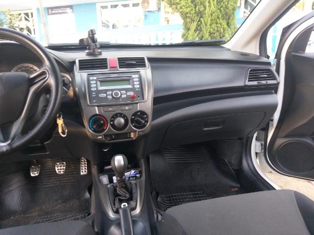 Honda city ano 13/14 branco - Foto 3